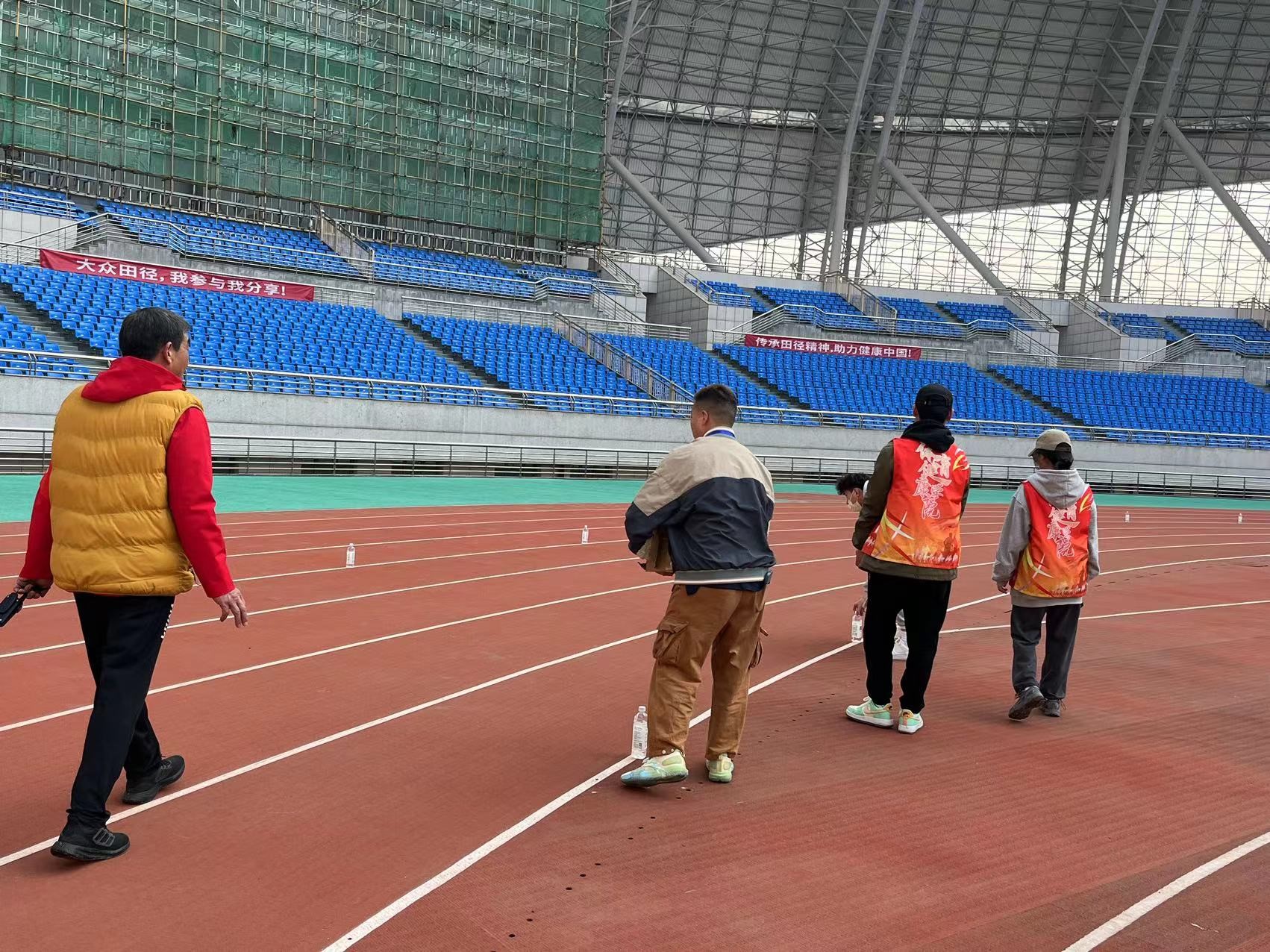 力盛体育：为汽车品牌提供综合营销服务包括赛车改装、赛车队运营等(图1)