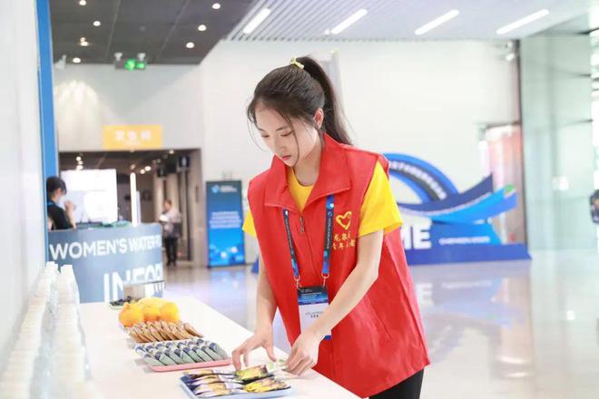 好样的！这群青年志愿者用行动为国际赛事护航(图3)