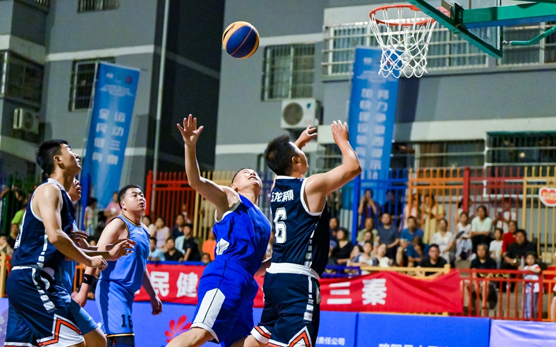 赛事哨声起三秦百姓“燃”起来(图5)